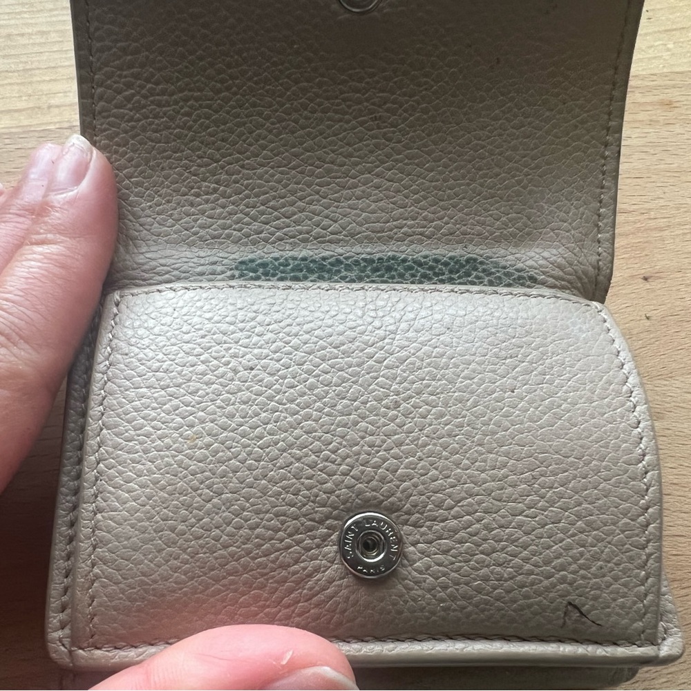 Saint Laurent Purse Tri-Fold Calf Leather Beige Wallet - Picture 5 of 7